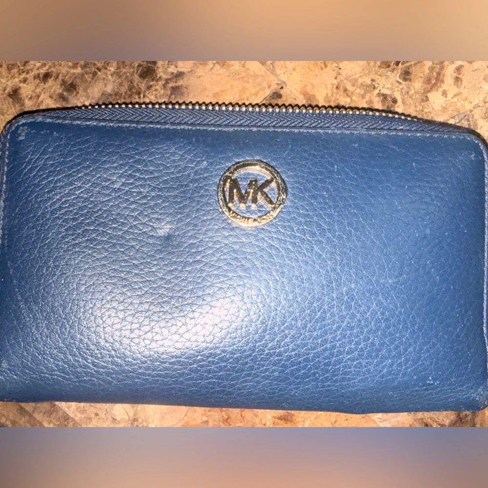Michael Kors Dark Blue Pebbled Leather Zip Wallet with Gold MK Emblem